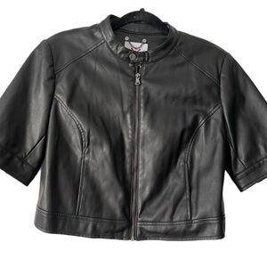 Black cropped Shacket Isaac Mizrahi zip moto super soft lined